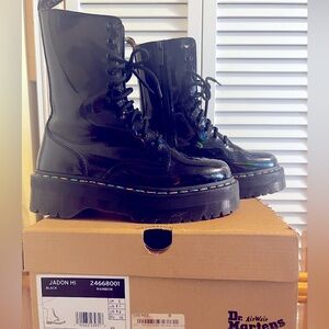 Doc Marten’s Jadon platform holographic boot - Size 8